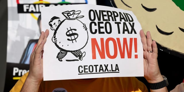 Billionaires’ Low Taxes Are Becoming a Problem for the Economy